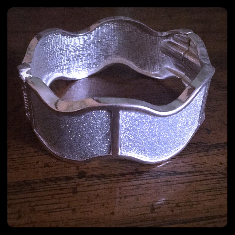 Clip on silver bracelet